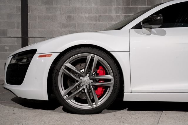 2015 Audi R8 2dr Coupe Manual quattro V8 - 23081689 - 33