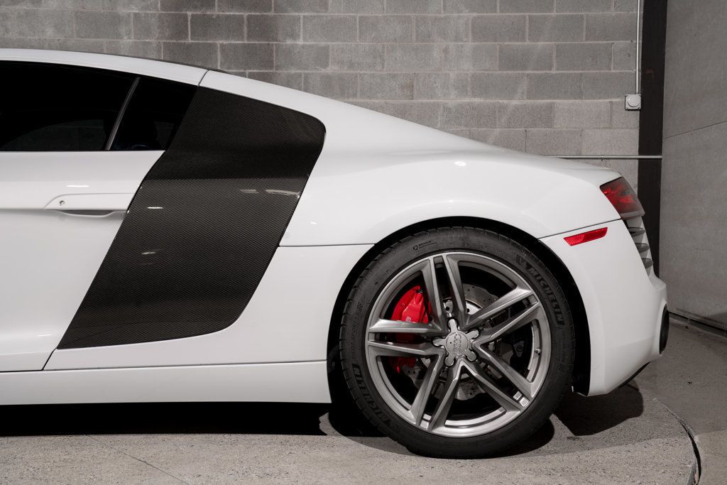 Audi R8 photo 36