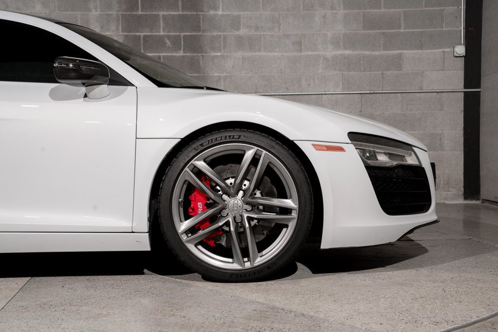 Audi R8 photo 49