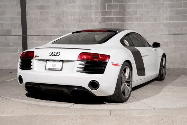 2015 Audi R8 2dr Coupe Manual quattro V8 - 23081689 - 6