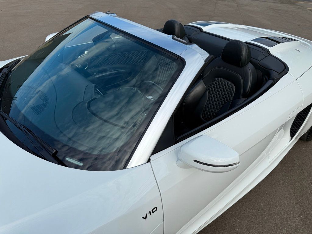 2015 Audi R8 Quattro Spyder V10 photo 23