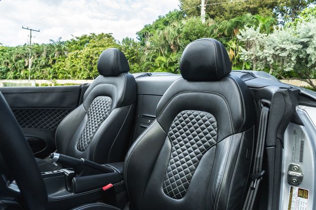 2015 Audi R8 Spyder 2dr Conv Auto quattro Spyder V10 - 22959108 - 13