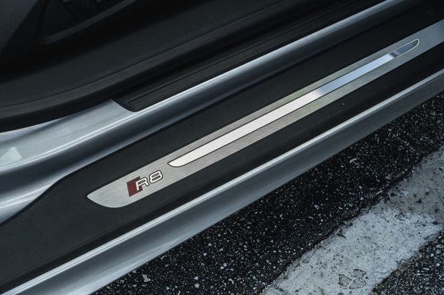 2015 Audi R8 Spyder 2dr Conv Auto quattro Spyder V10 - 22959108 - 23