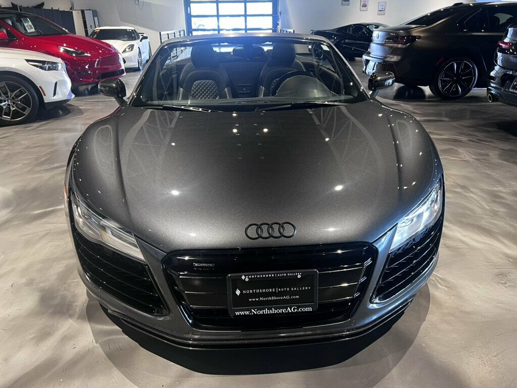 2015 Audi R8 Spyder Orig.MSRP$211,750/R8Spyder/BlackOpticPkg/DiamondStitchPkg/B&O - 23078679 - 1