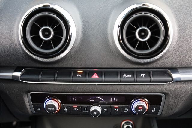 2015 Audi S3 4dr Sedan quattro 2.0T Prestige - 22928752 - 17