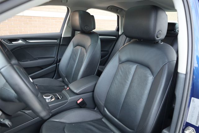 2015 Audi S3 4dr Sedan quattro 2.0T Prestige - 22928752 - 36