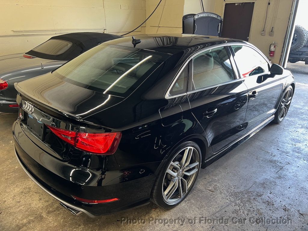 2015 Audi S3 Prestige photo 4