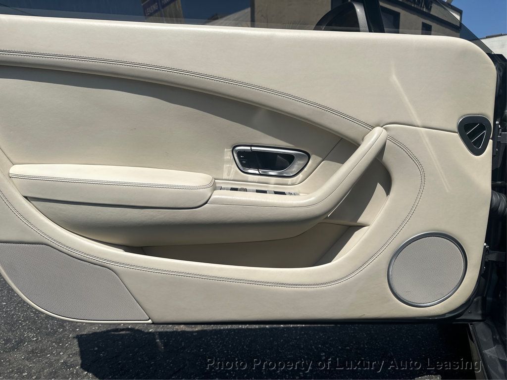 Bentley Continental photo 20