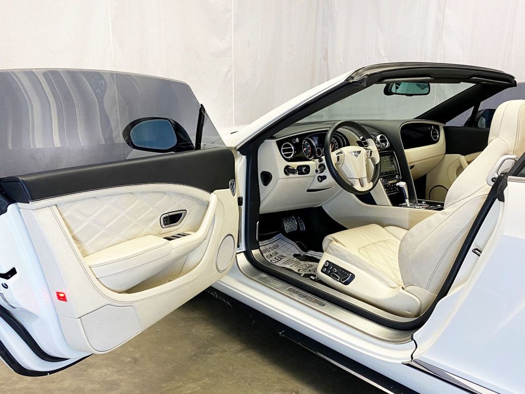 2015 Bentley Continental GT V8 S 2dr Convertible - 22967088 - 26
