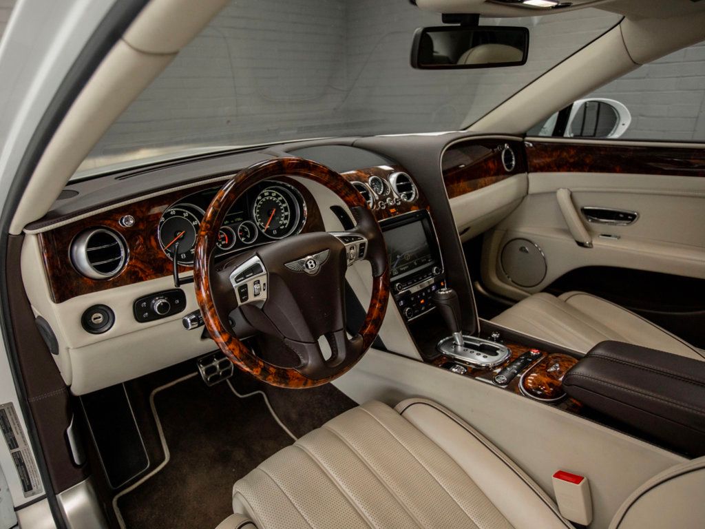 2015 Bentley Flying Spur V8 photo 21