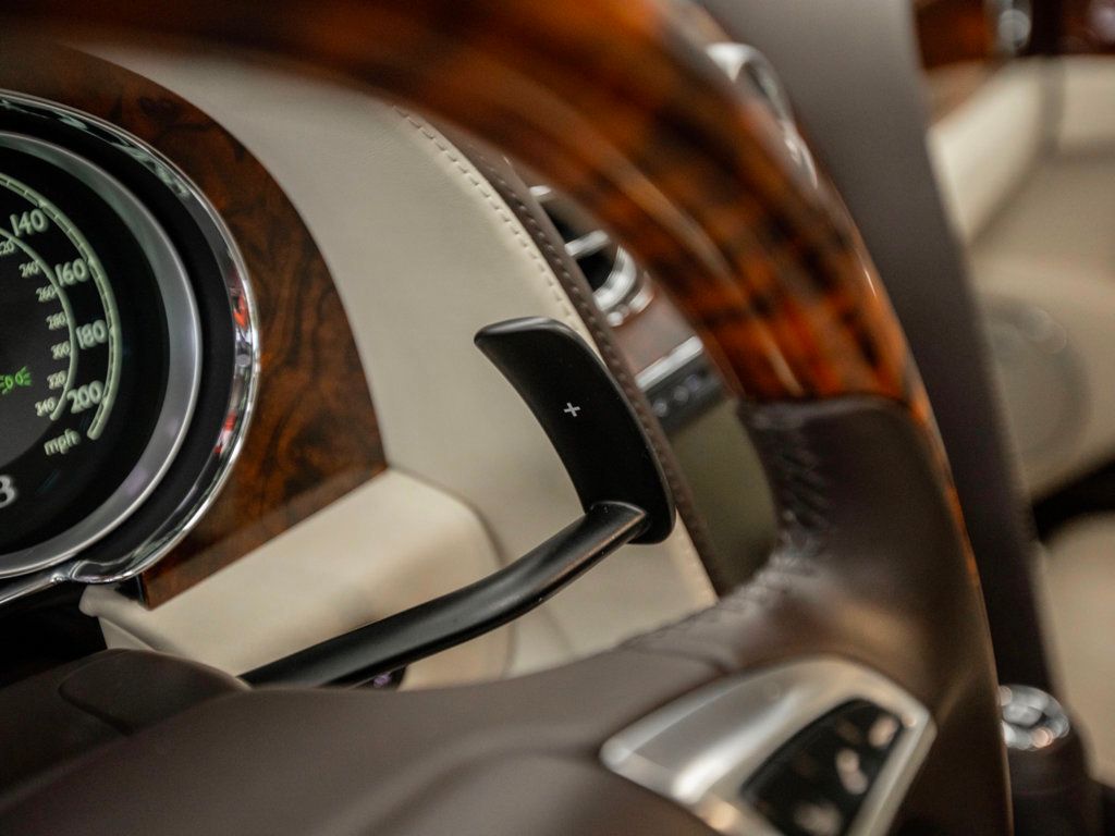 2015 Bentley Flying Spur V8 photo 22