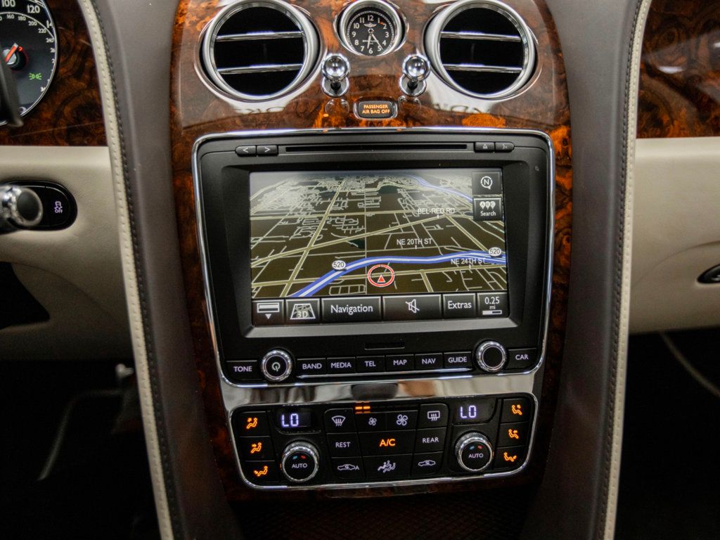2015 Bentley Flying Spur V8 photo 25