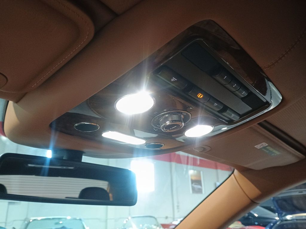 2015 Bentley Flying Spur 4dr Sedan V8 Clean Carfax - 22961874 - 23