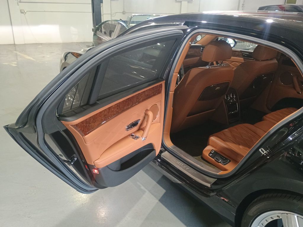 2015 Bentley Flying Spur 4dr Sedan V8 Clean Carfax - 22961874 - 26