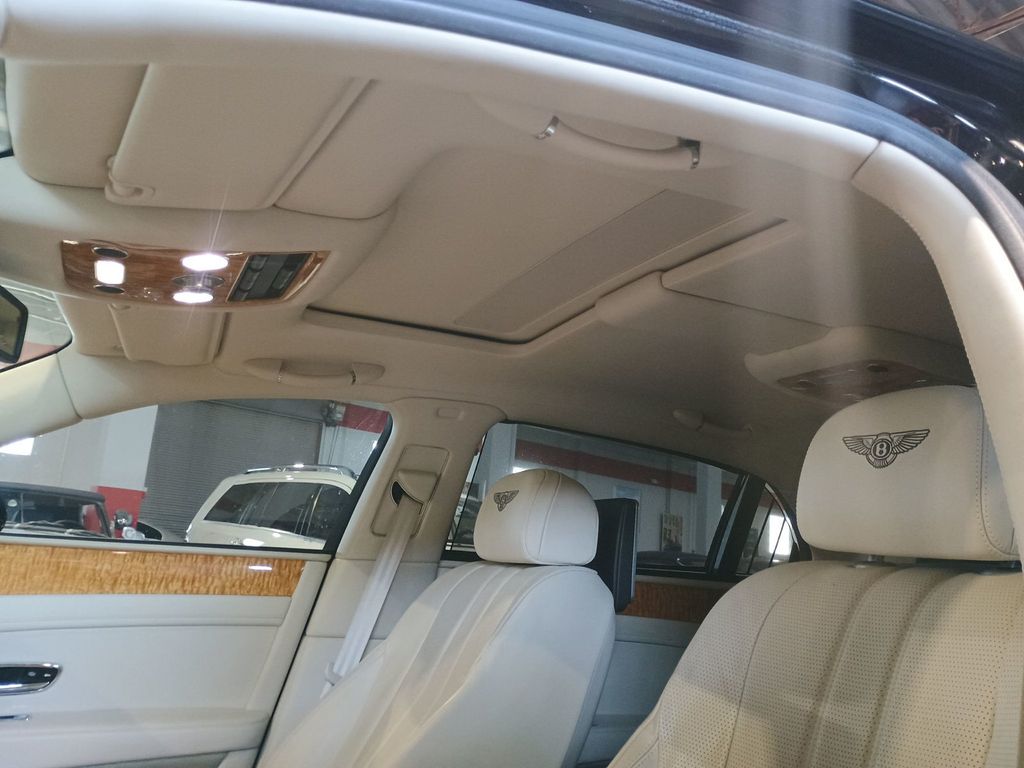 2015 Bentley Flying Spur 4dr Sedan V8 Clean Carfax Florida Car - 22935856 - 15