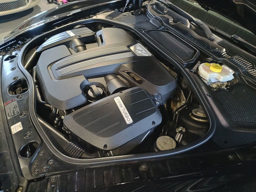 2015 Bentley Flying Spur 4dr Sedan V8 Clean Carfax Florida Car - 22935856 - 45