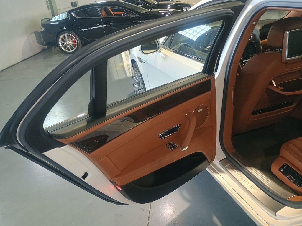 2015 Bentley Flying Spur 4dr Sedan V8 Clean Carfax Florida Car - 22982745 - 28