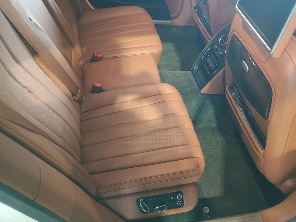 2015 Bentley Flying Spur 4dr Sedan V8 Clean Carfax Florida Car - 22982745 - 32