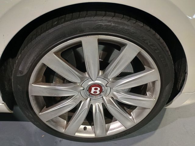 2015 Bentley Flying Spur 4dr Sedan V8 Florida Car - 22929954 - 16