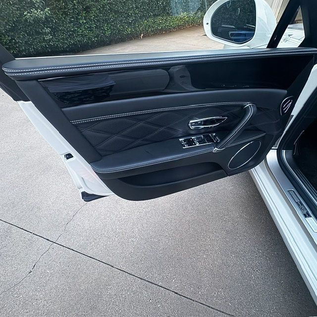 2015 Bentley Flying Spur 4dr Sedan W12 - 23080297 - 11