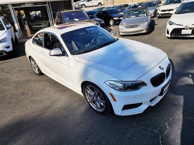 2015 BMW 2 Series M235i - 22630933 - 19