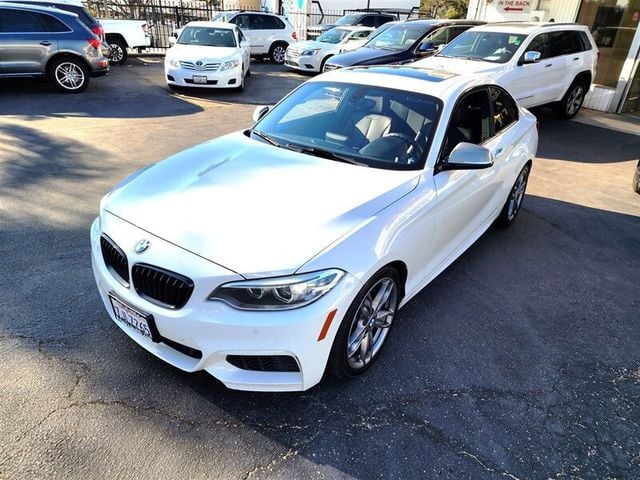 2015 BMW 2 Series M235i - 22630933 - 23