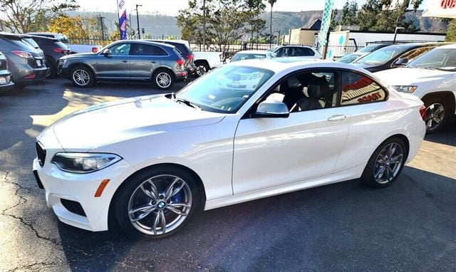 2015 BMW 2 Series M235i - 22630933 - 25