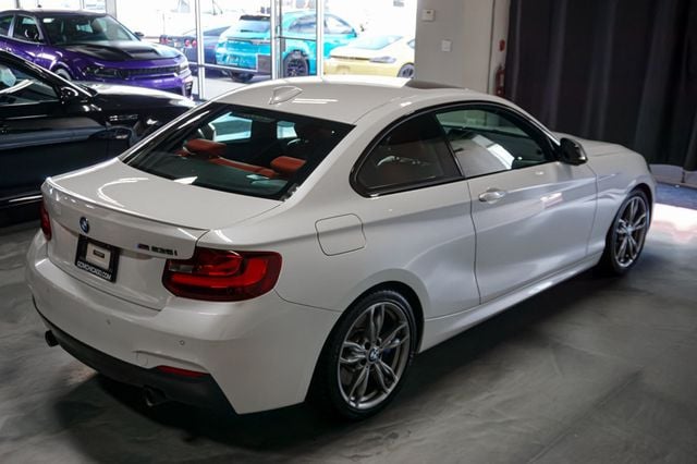 2015 BMW 2 Series *M235i Coupe* *White/Red* *6-Speed Manual* *Only 44k Miles* - 23088857 - 60
