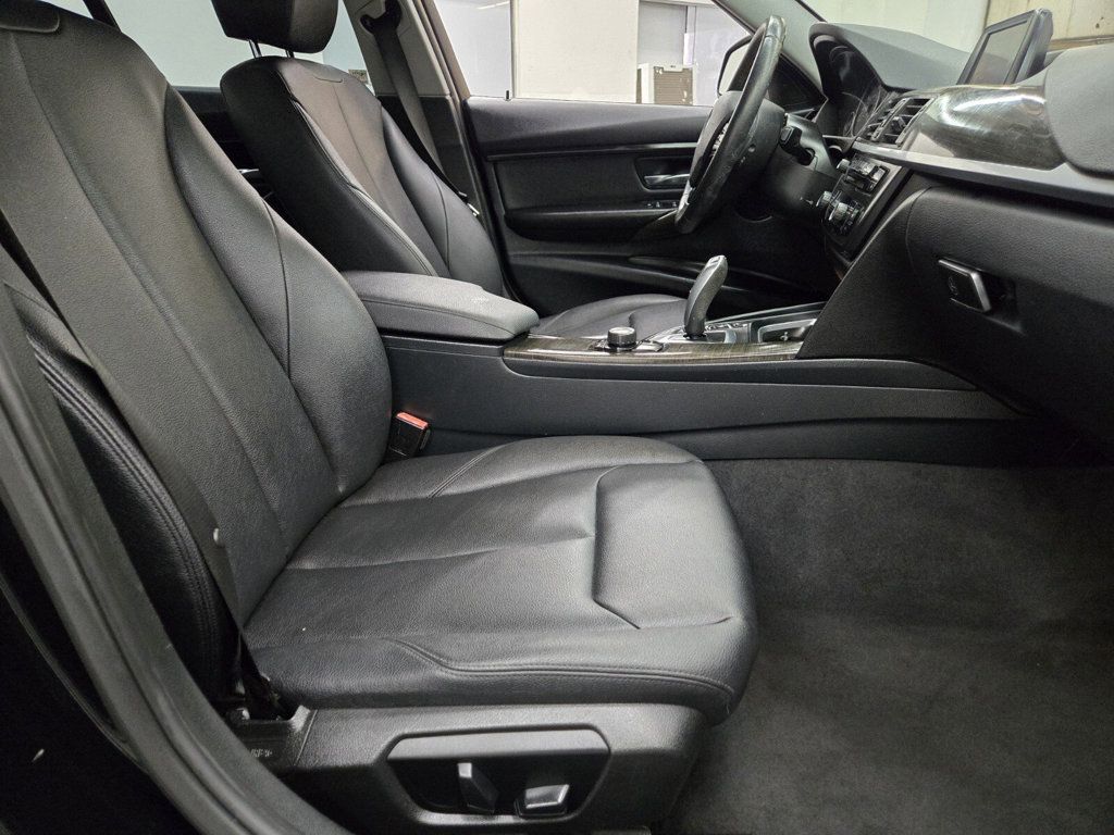 2015 BMW 3 Series 320i xDrive - 22979378 - 11