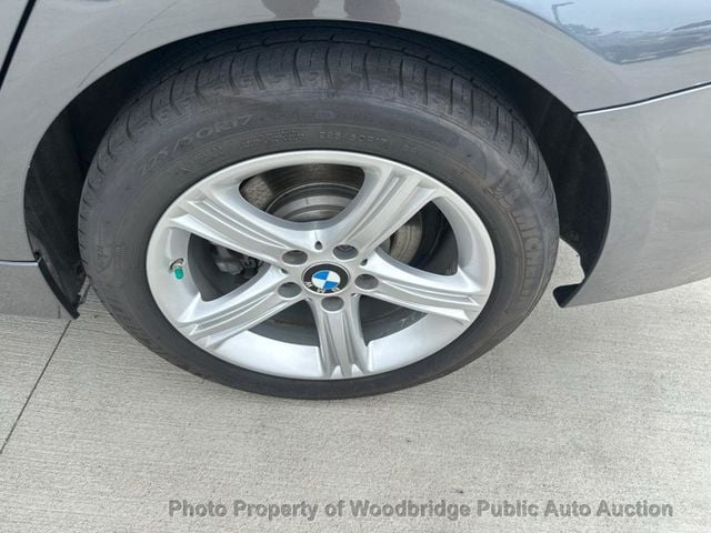 2015 BMW 3 Series 320i xDrive - 23061424 - 15