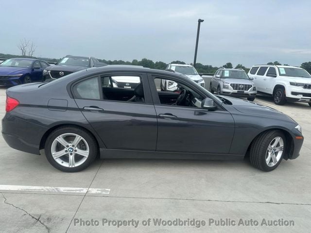 2015 BMW 3 Series 320i xDrive - 23061424 - 2