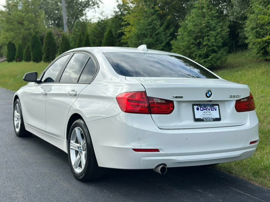 2015 Bmw 320i xDrive Sedan photo 4