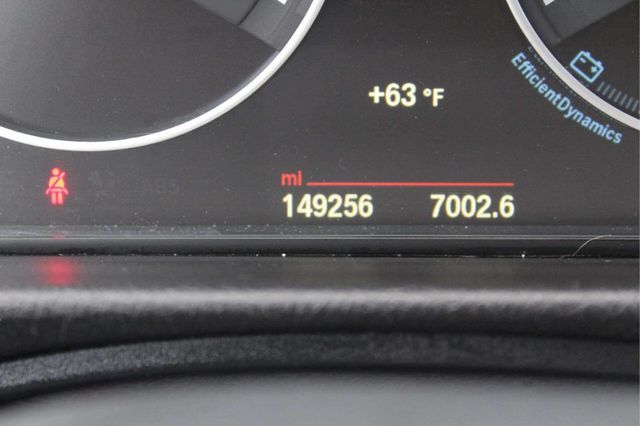 2015 BMW 3 Series 320i xDrive - 23026759 - 8
