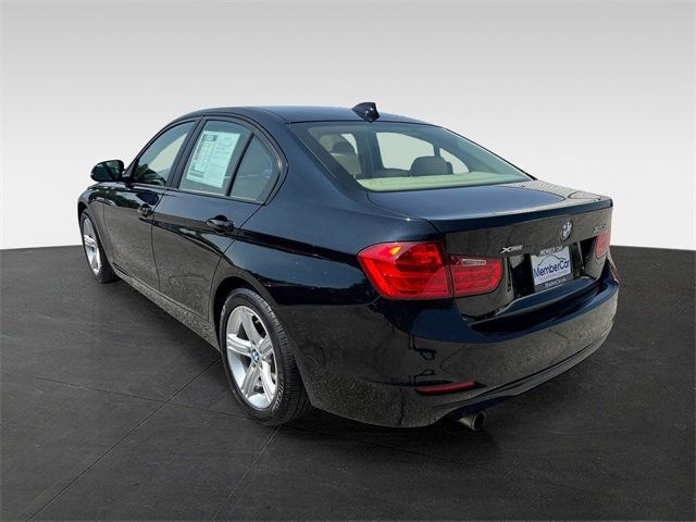 2015 Bmw 320i xDrive Sedan photo 3
