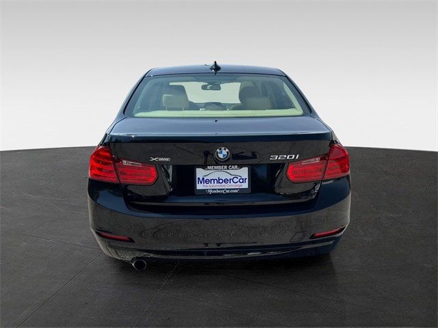2015 Bmw 320i xDrive Sedan photo 4