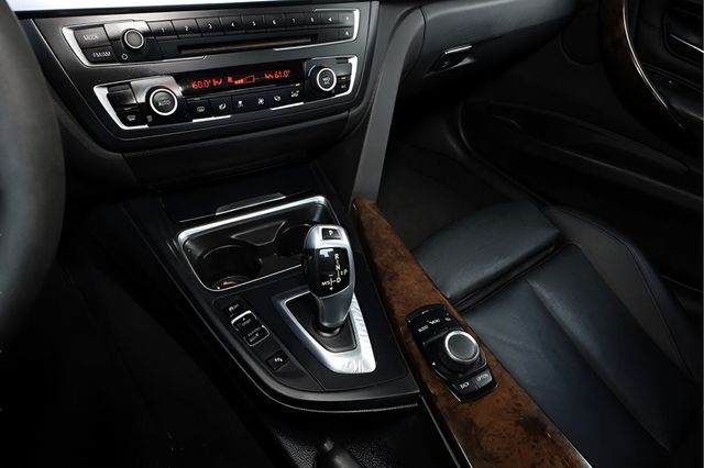 2015 BMW 3 SERIES 328i - 23031343 - 24