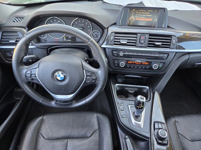 2015 BMW 3 Series 328i - 22948792 - 10