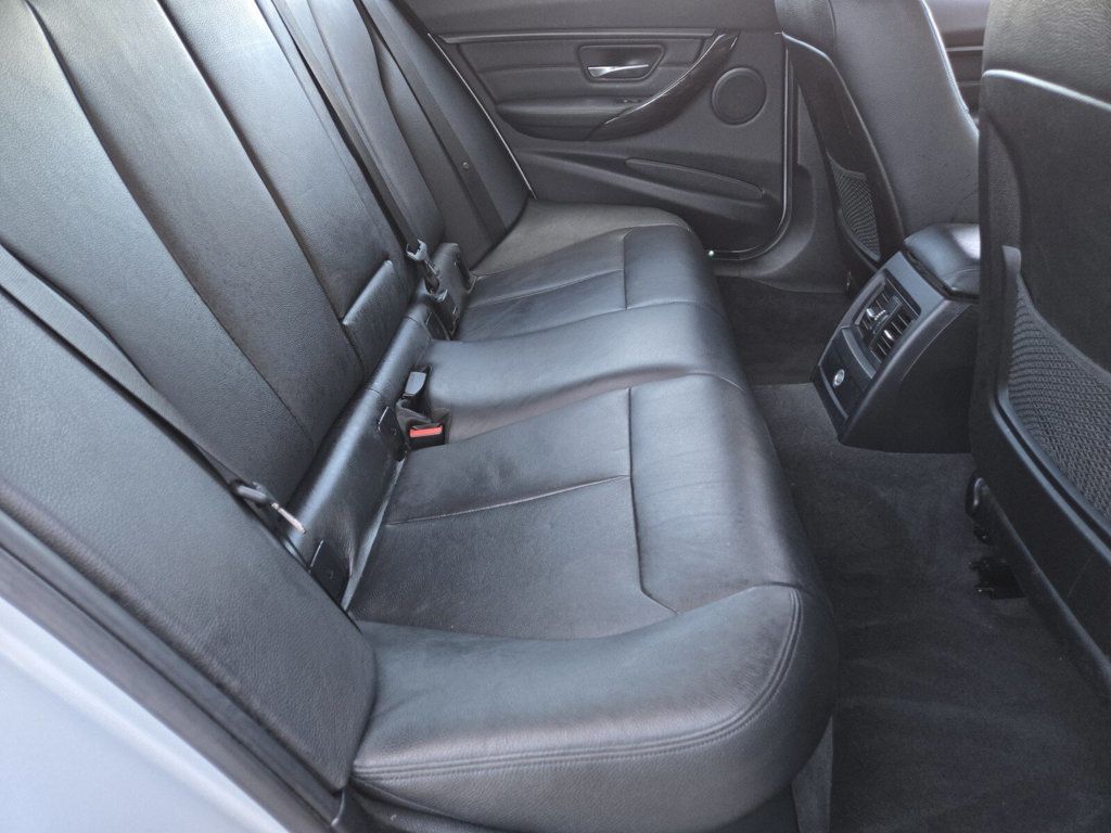 2015 BMW 3 Series 328i - 22948792 - 11