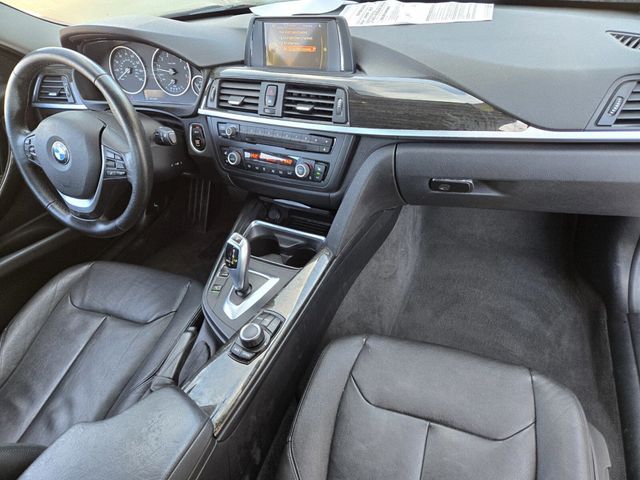 2015 BMW 3 Series 328i - 22948792 - 13