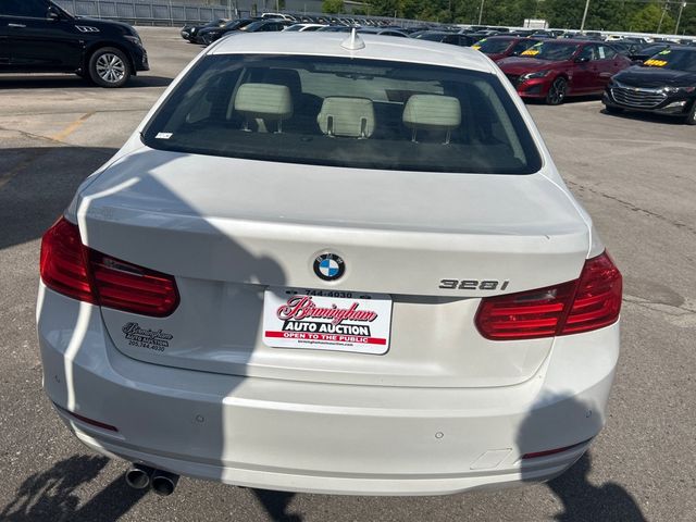 2015 BMW 3 Series 328i - 23027307 - 4