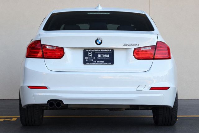 2015 BMW 3 Series 328i - 23093845 - 9