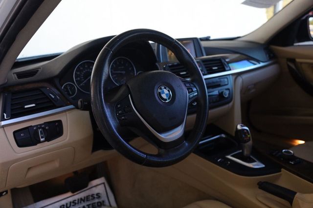 2015 BMW 3 Series 328i - 23093845 - 15