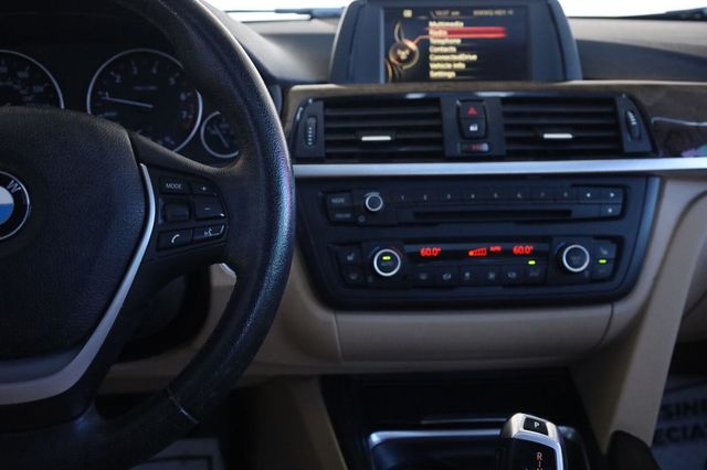 2015 BMW 3 Series 328i - 23093845 - 31