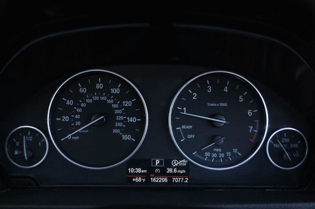 2015 BMW 3 Series 328i - 23093845 - 43