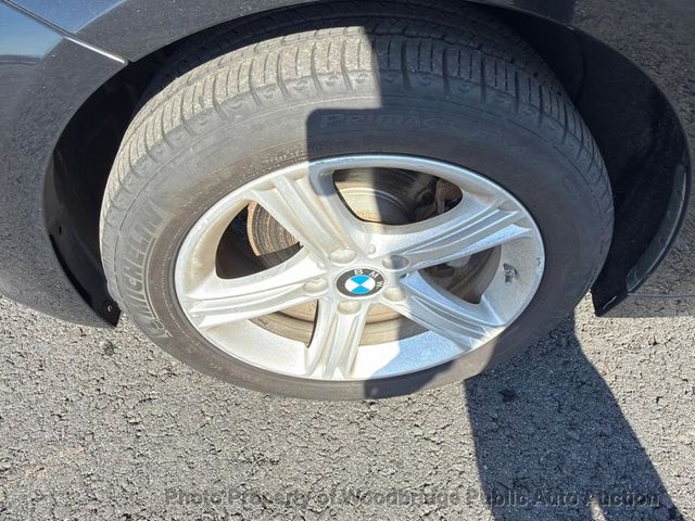 2015 BMW 3 Series 328i xDrive - 23003644 - 12