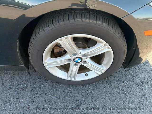 2015 BMW 3 Series 328i xDrive - 23003644 - 13