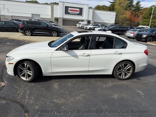2015 BMW 3 Series 328i xDrive - 23102078 - 3