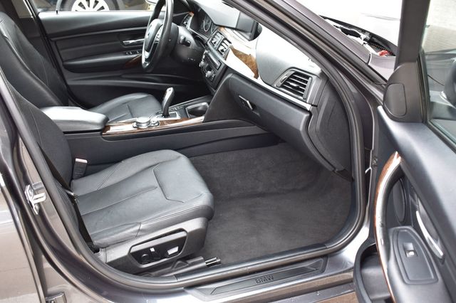 2015 BMW 3 Series 328i xDrive - 22950100 - 19