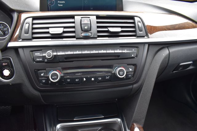 2015 BMW 3 Series 328i xDrive - 22950100 - 36