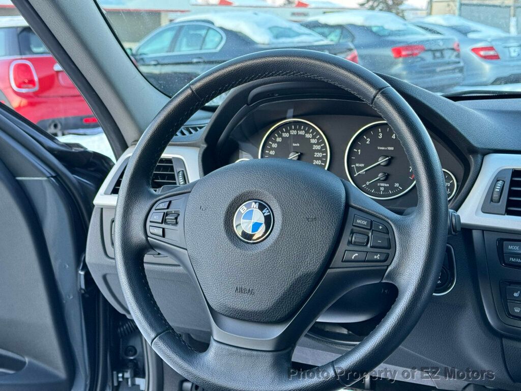 2015 BMW 3 Series 328i xDrive - 22353341 - 26